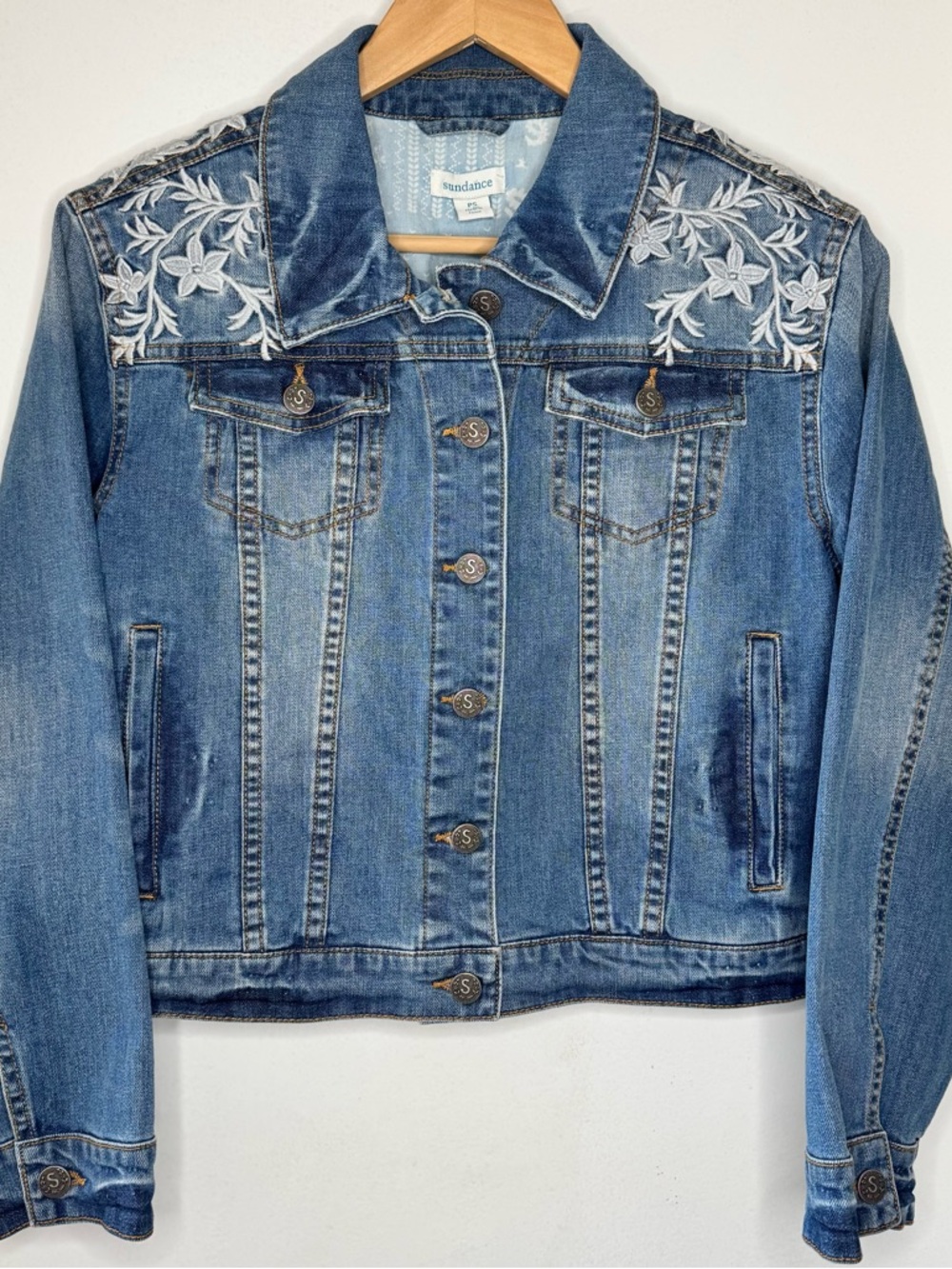 Sundance Denim Jean Jacket Floral Embroidery Womens P Small Cottagecore EUC Boho